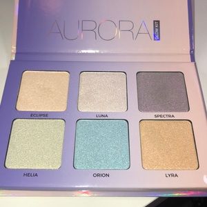Anastasia of Beverly Hills aurora glow kit